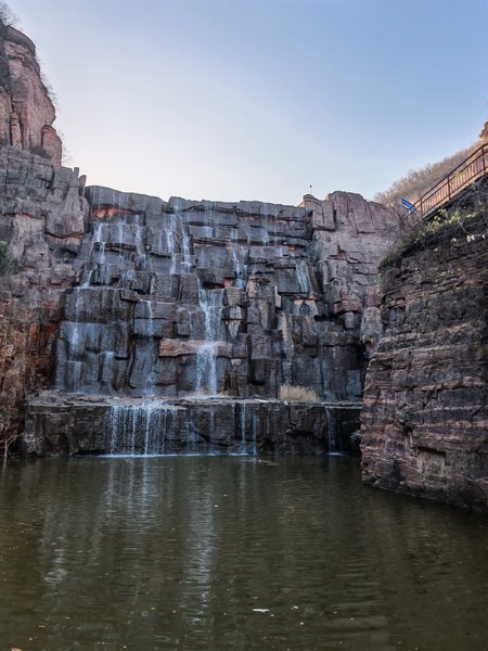 从大瀑布开始徒步